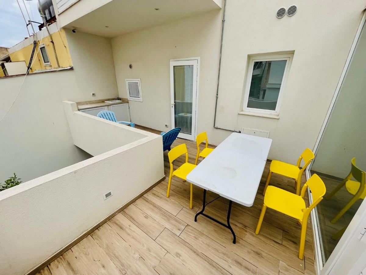 Beach Apartments Marina Di Ragusa Extérieur photo